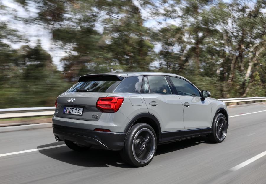  Audi Q2 2.0 TFSI Quattro Sport 2017 года  (AU) (фото 16 из 40)